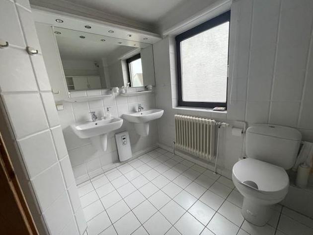 Badezimmer_2 Reihenhaus: Badezimmer_2